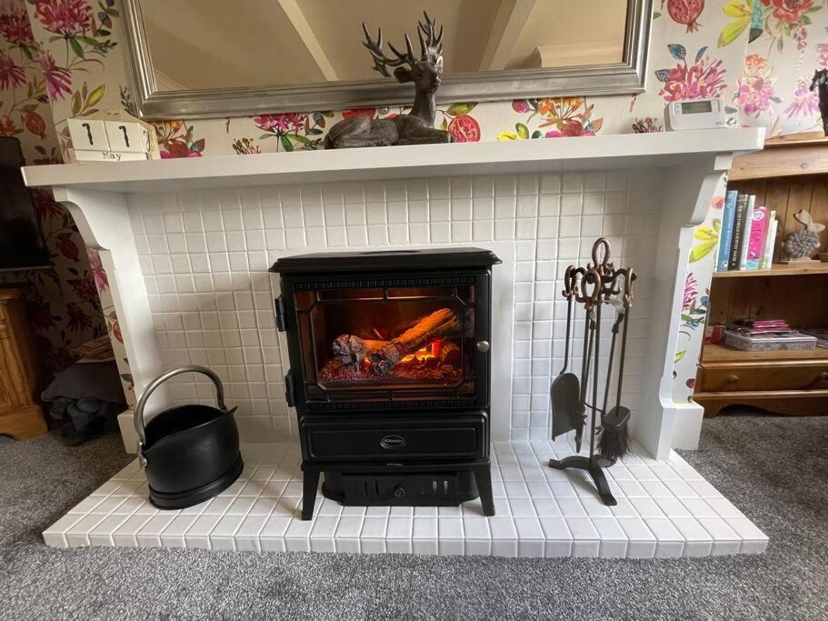 Cute And Cosy 2 Bed Cottage Honley Экстерьер фото
